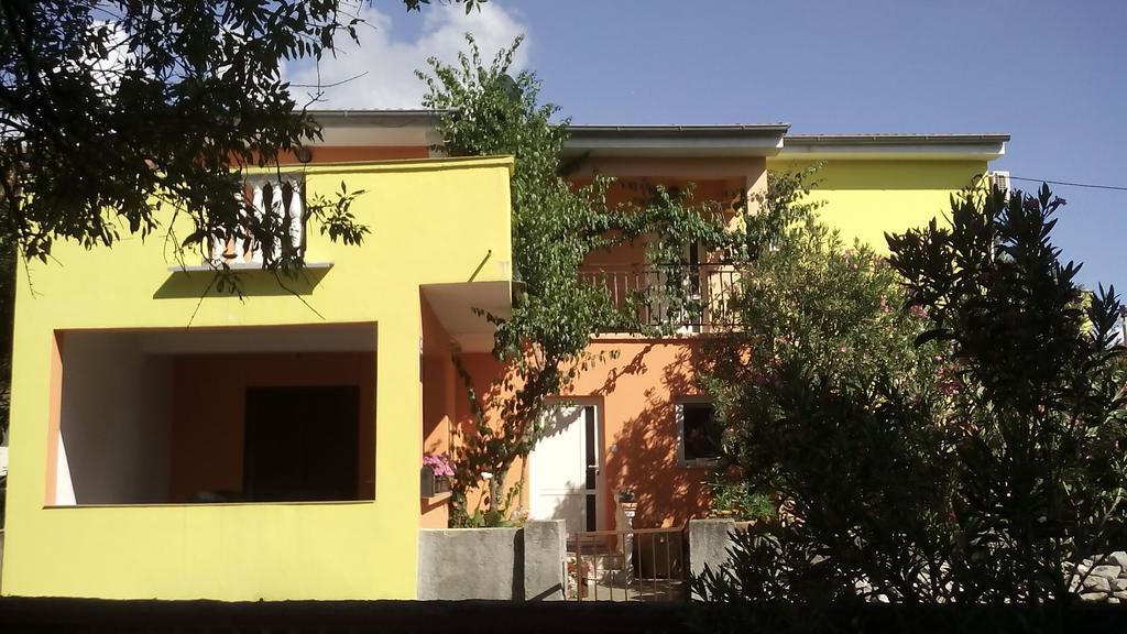 Apartments Mirjana Petrcane Buitenkant foto